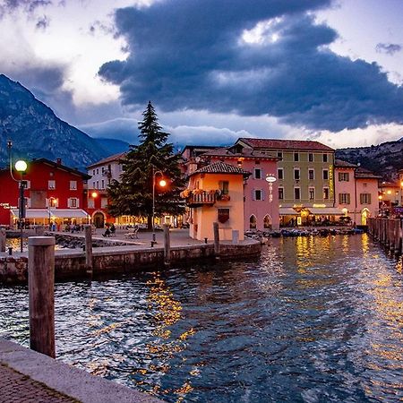 Vida Boa - Holiday Residence Torbole Sul Garda Extérieur photo